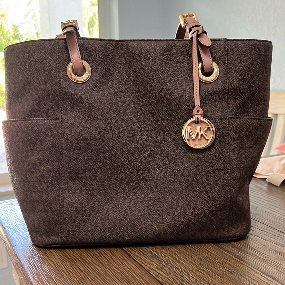 Michael Kors Jet Set Brown Leather Tote